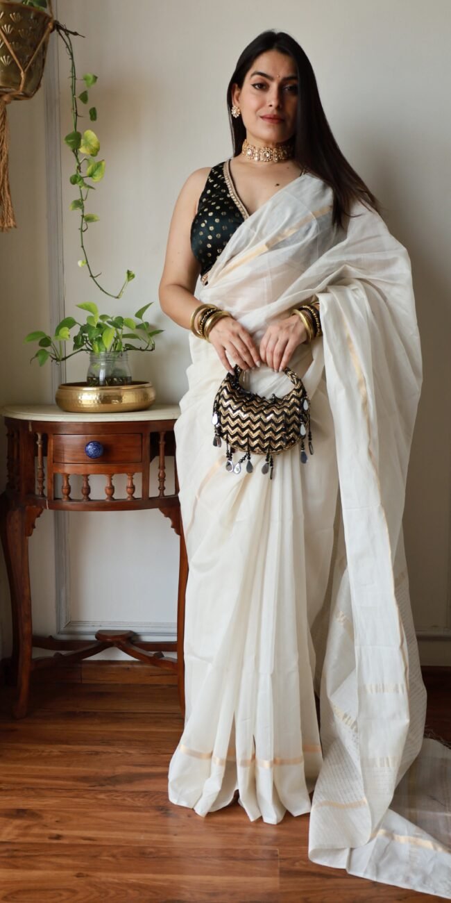 Mono Border White Maheshwari Saree