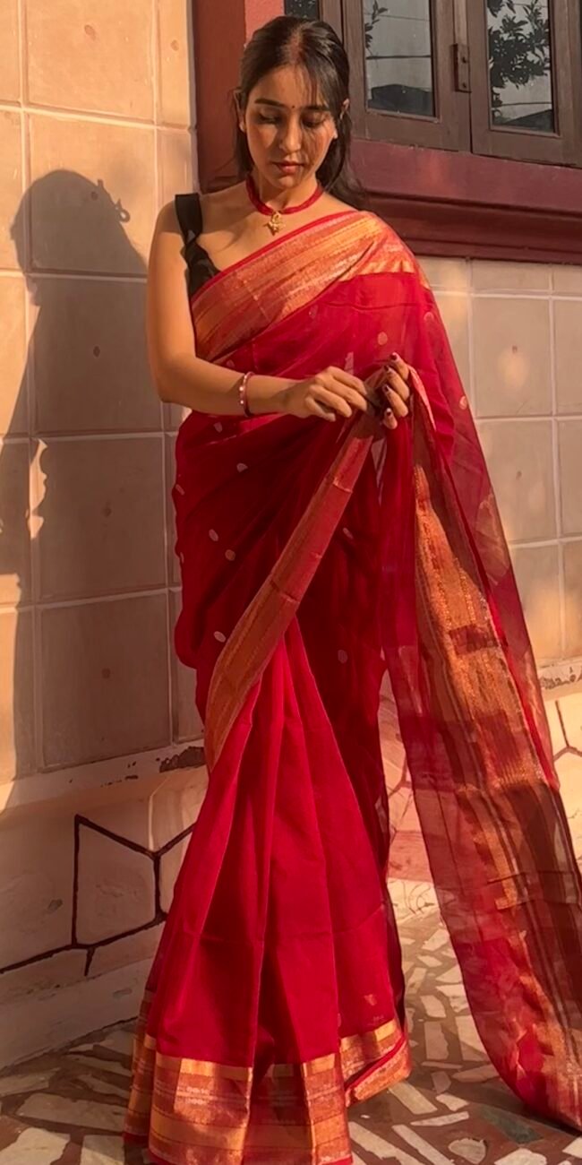 Red Butta Maheshwari Saree